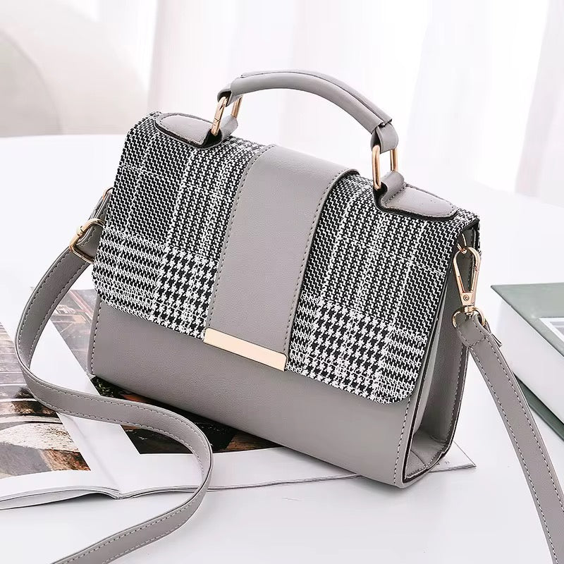β¨ Elegant Plaid Patchwork Handbags β Classy, Compact, and Chic! β¨